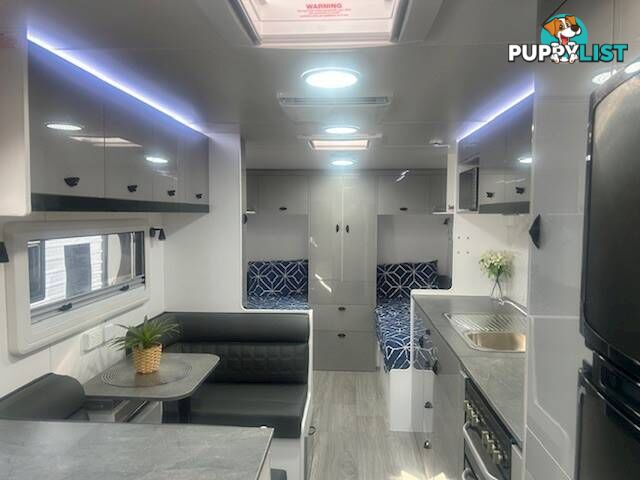 2025 VISCOUNT V3 SINGLE BEDS PREMIUM PLUS PACK CARAVAN