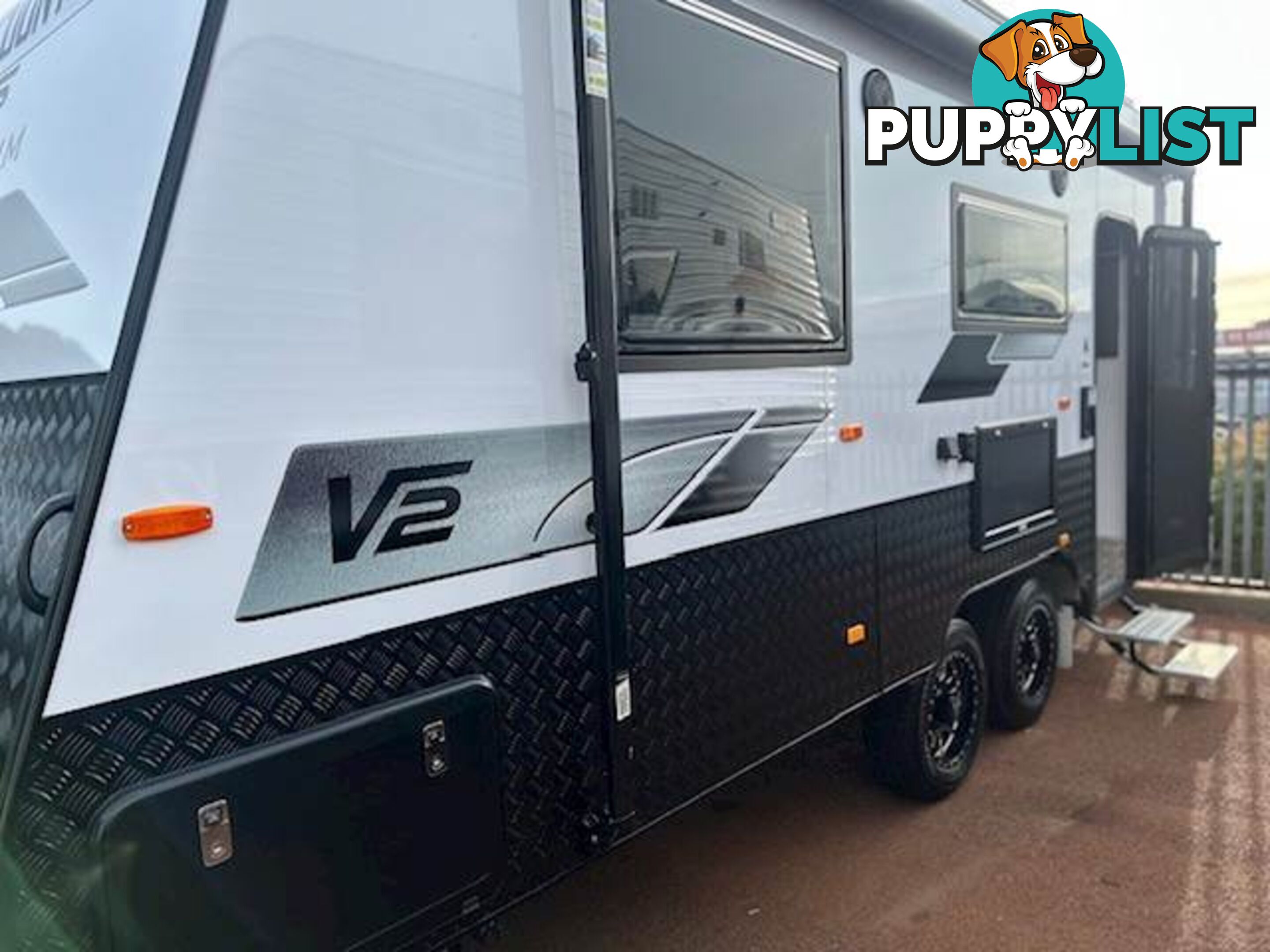 2025 VISCOUNT V2 CAFE PREMIUM PLUS SEMI OF CARAVAN