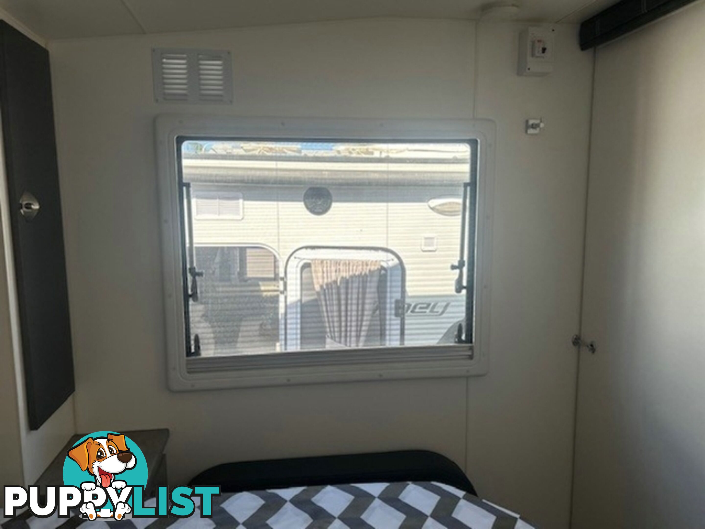 2017 RETREAT FRASER 226R CARAVAN