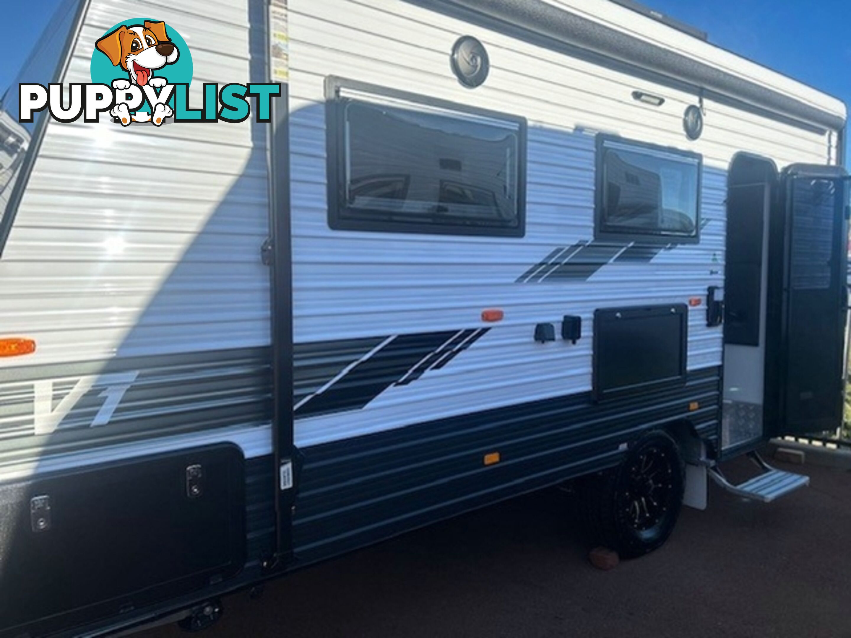 2025 VISCOUNT V1.2 L SHAPE SINGLE BEDS CARAVAN