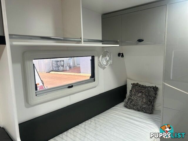 2025 VISCOUNT V1.2 L SHAPE SINGLE BEDS CARAVAN