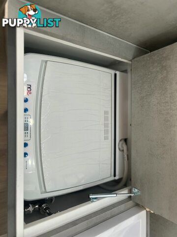 2025 NEWLANDS TOURISTER 628 LUX PACK CAFE LOUNGE CARAVAN