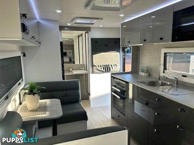2025 NEWLANDS TOURISTER 628 LUX PACK CAFE LOUNGE CARAVAN