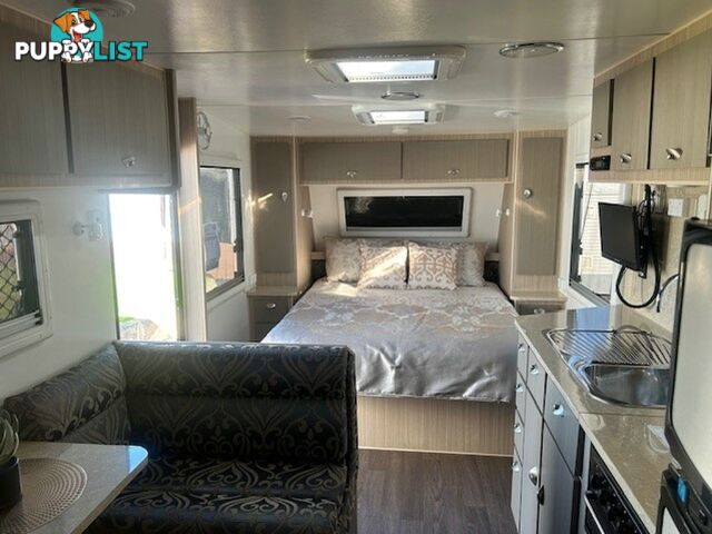 2015 SUNCOAST SILVER COAST CAFE LOUNGE CARAVAN
