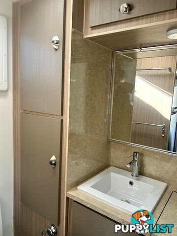 2015 SUNCOAST SILVER COAST CAFE LOUNGE CARAVAN