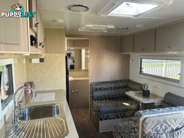 2015 SUNCOAST SILVER COAST CAFE LOUNGE CARAVAN
