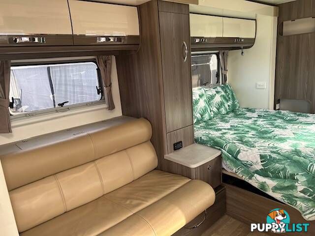 2018 JAYCO SILVERLINE DOUBLE SLIDE 21-65-4OB.MY18 SEMI SLIDE-ON CAMPER