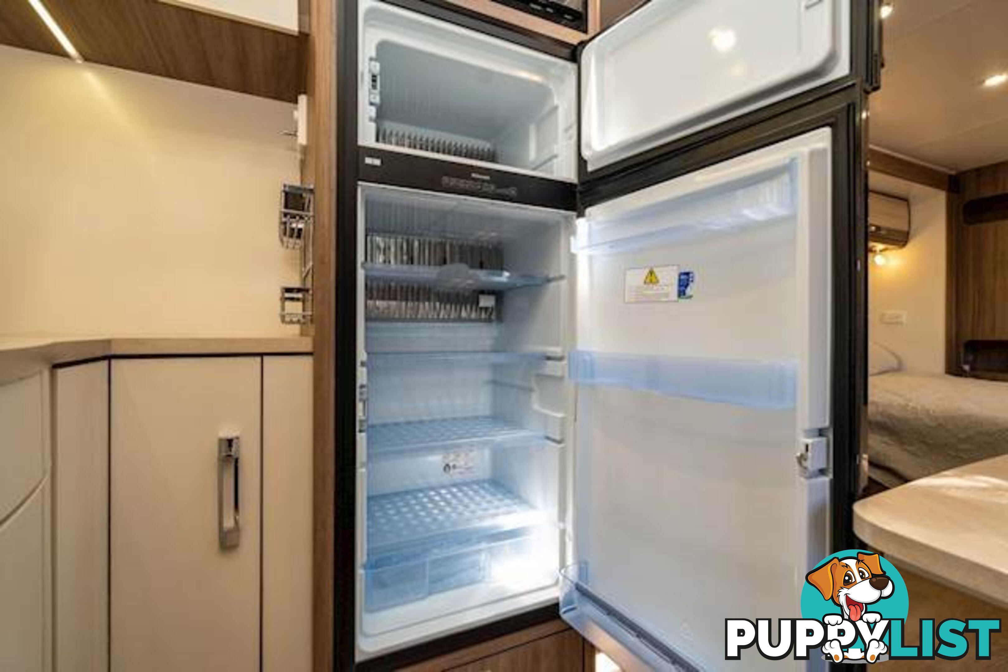 2015 JAYCO SILVERLINE DOUBLE SLIDE OUTBACK 21.65-4 SLIDE-ON CAMPER