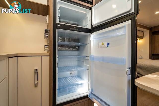 2015 JAYCO SILVERLINE DOUBLE SLIDE OUTBACK 21.65-4 SLIDE-ON CAMPER