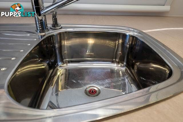 2015 JAYCO SILVERLINE DOUBLE SLIDE OUTBACK 21.65-4 SLIDE-ON CAMPER