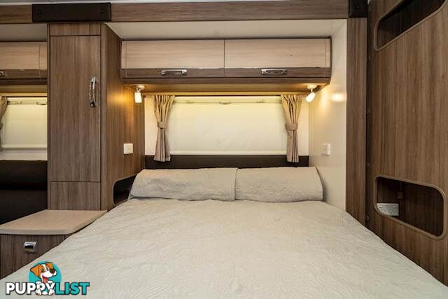 2015 JAYCO SILVERLINE DOUBLE SLIDE OUTBACK 21.65-4 SLIDE-ON CAMPER