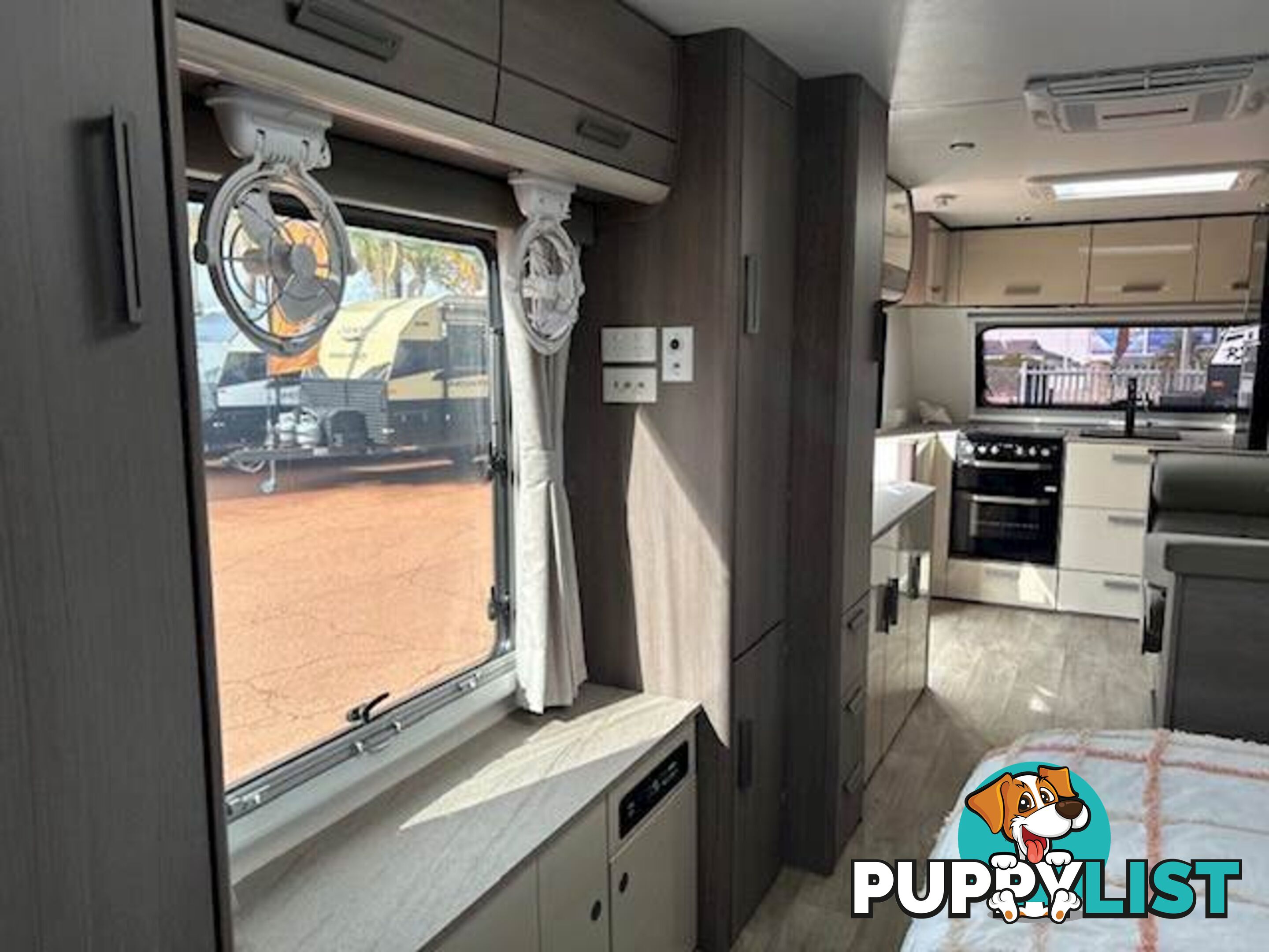 2023 JAYCO SILVERLINE DOUBLE SLIDE OUTBACK 24' SLIDE-ON CAMPER