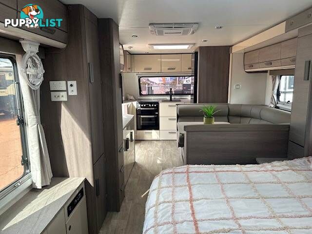 2023 JAYCO SILVERLINE DOUBLE SLIDE OUTBACK 24' SLIDE-ON CAMPER