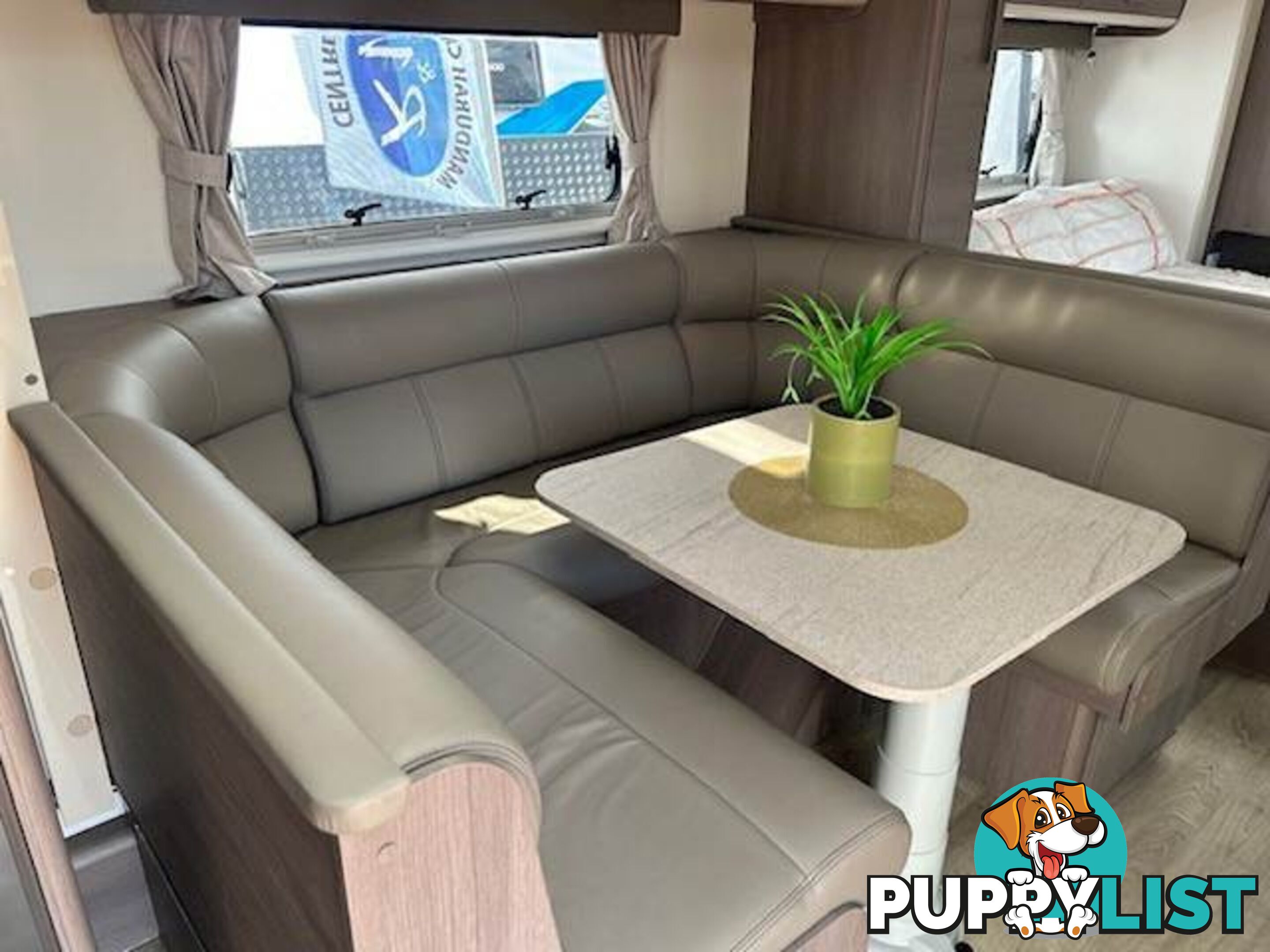 2023 JAYCO SILVERLINE DOUBLE SLIDE OUTBACK 24' SLIDE-ON CAMPER