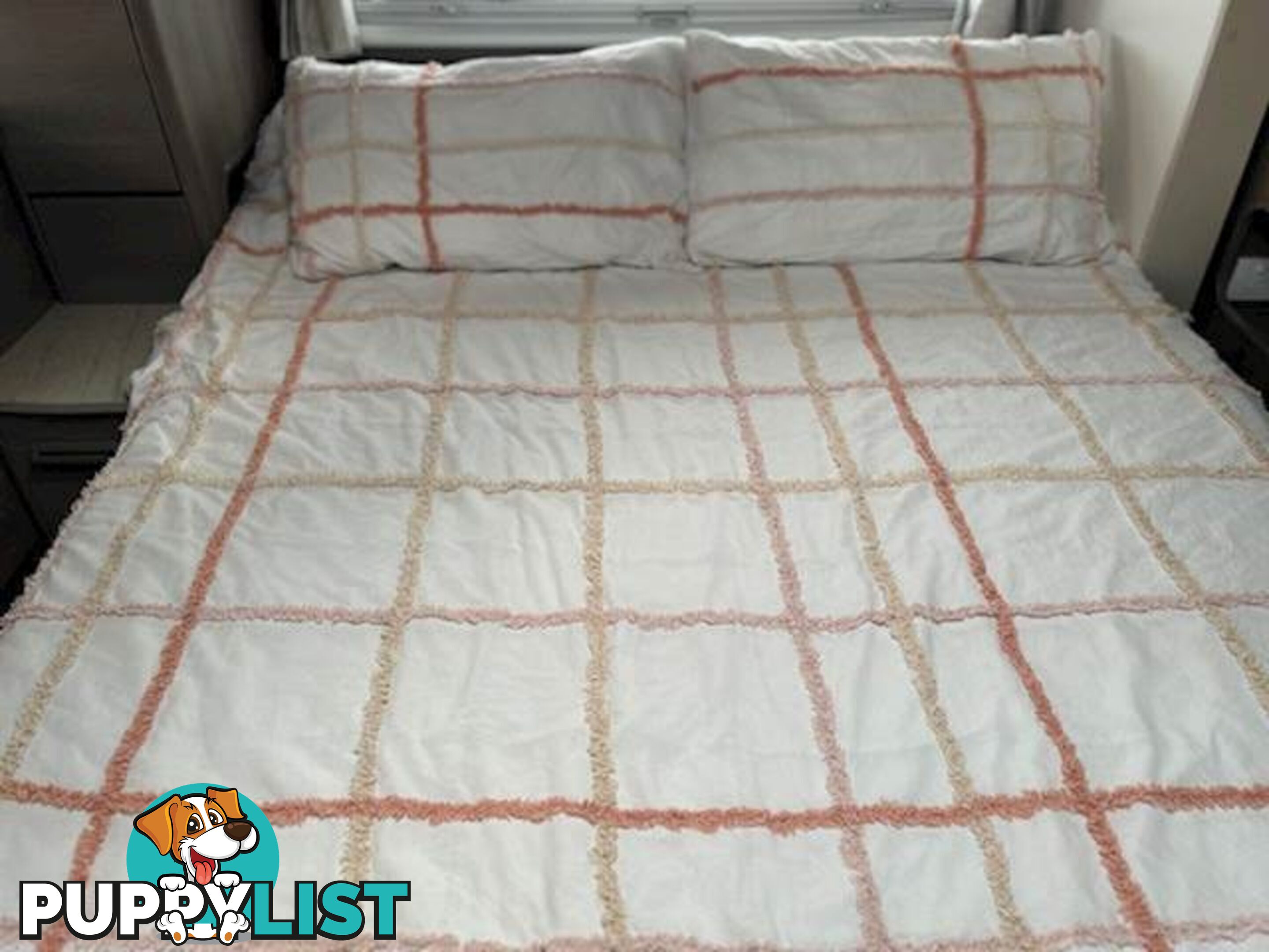 2023 JAYCO SILVERLINE DOUBLE SLIDE OUTBACK 24' SLIDE-ON CAMPER