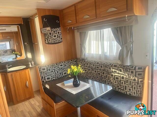 2013 COROMAL ELEMENT B542S QUEEN BED CARAVAN