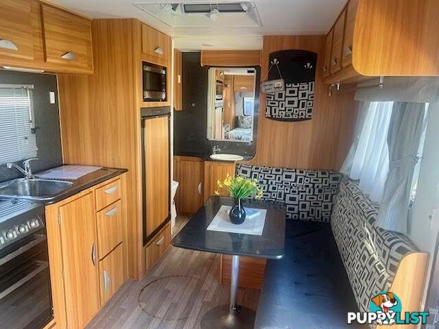 2013 COROMAL ELEMENT B542S QUEEN BED CARAVAN
