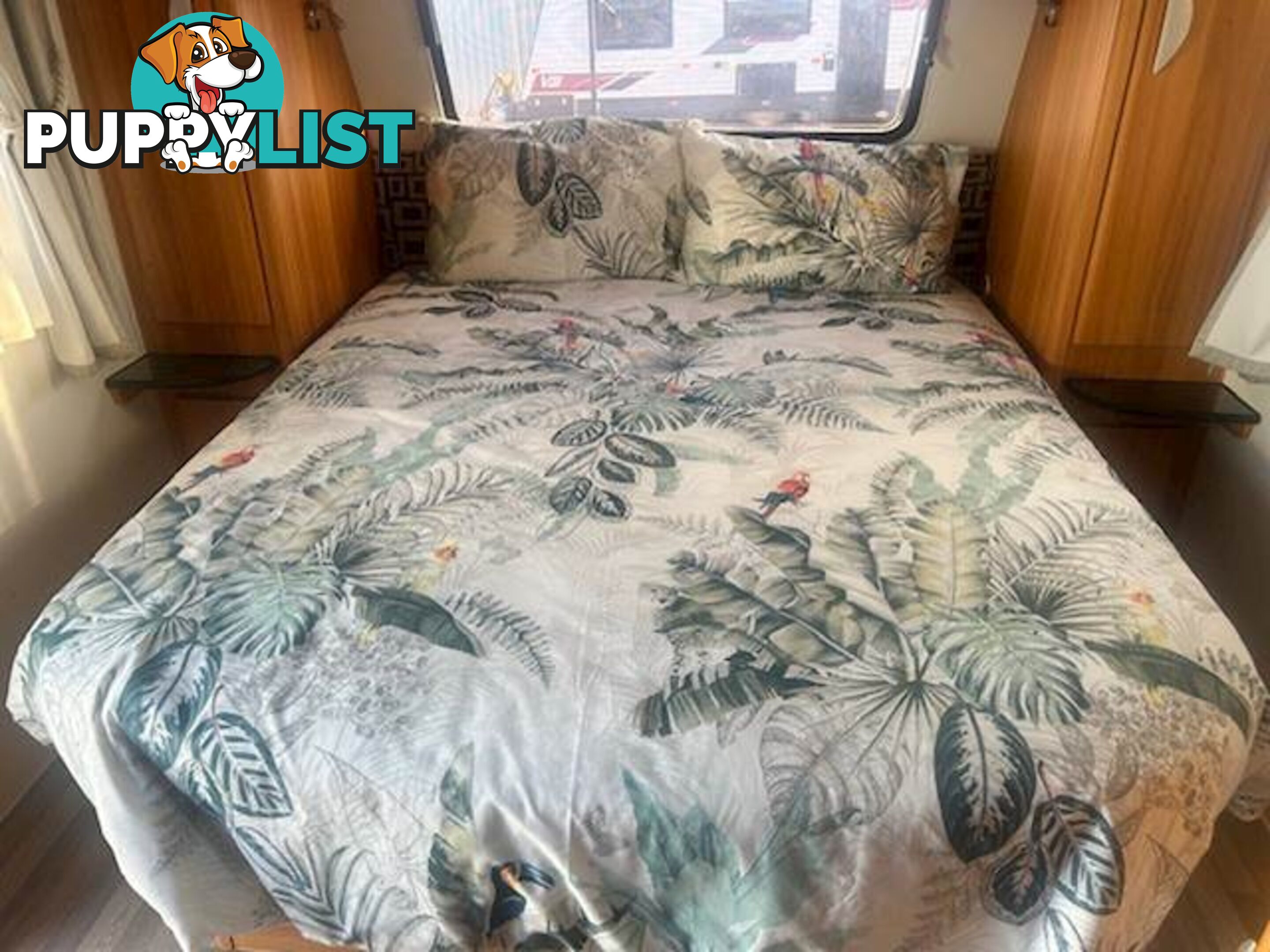 2013 COROMAL ELEMENT B542S QUEEN BED CARAVAN