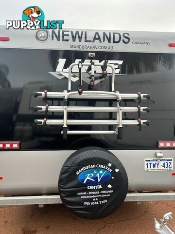 2021 NEWLANDS LUXE 660 CLUB LOUNGE CARAVAN