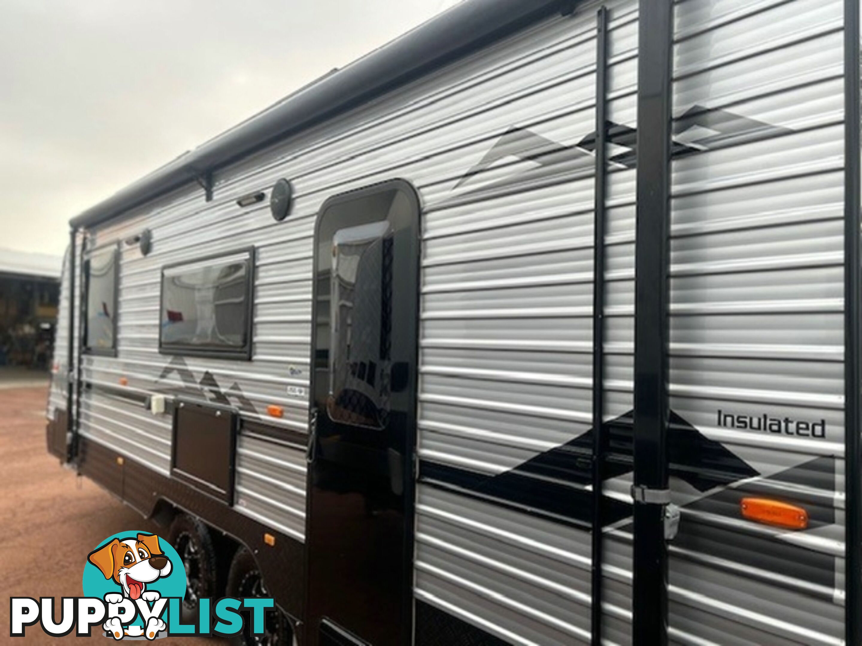2021 NEWLANDS LUXE 660 CLUB LOUNGE CARAVAN