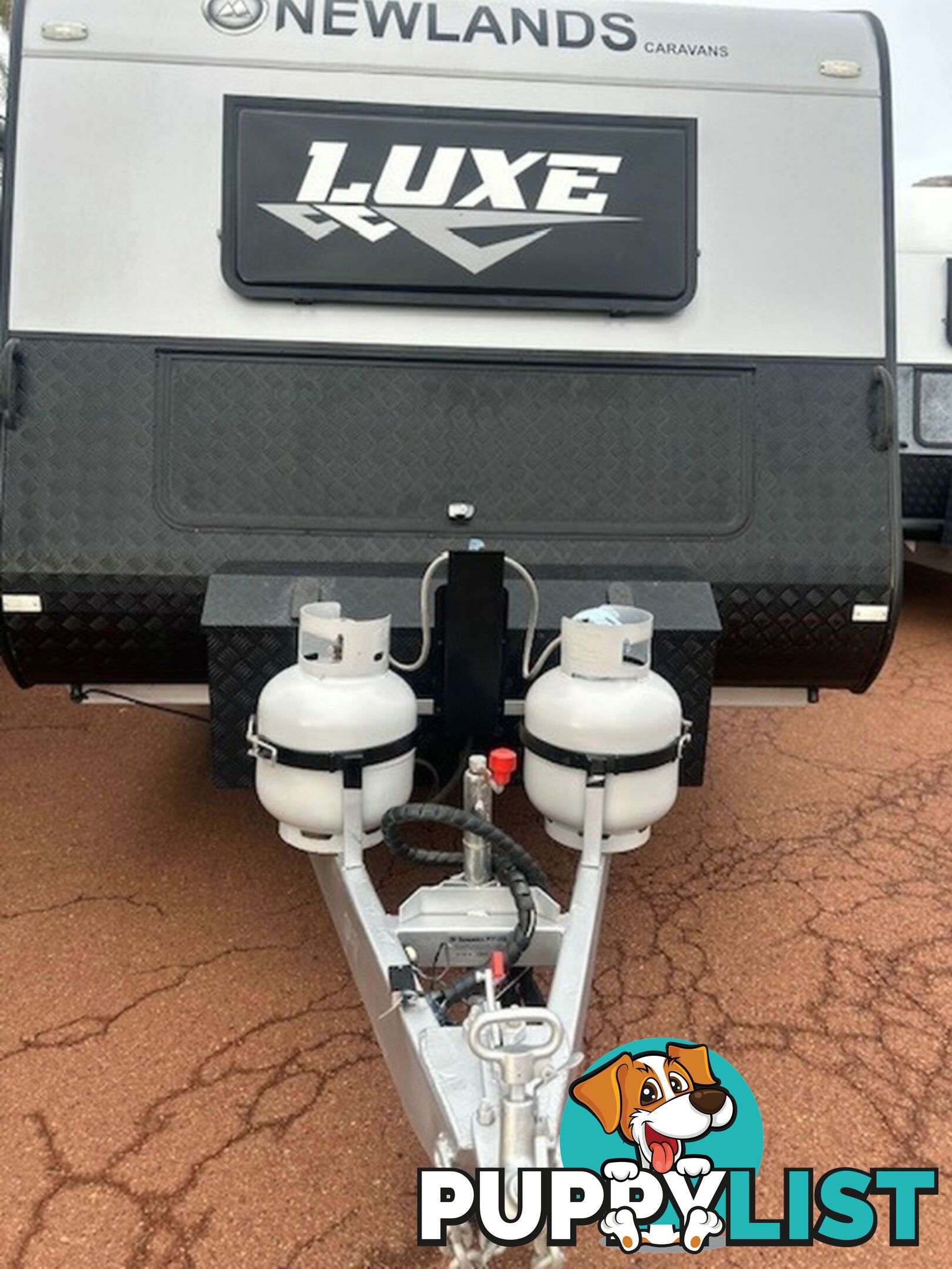 2021 NEWLANDS LUXE 660 CLUB LOUNGE CARAVAN