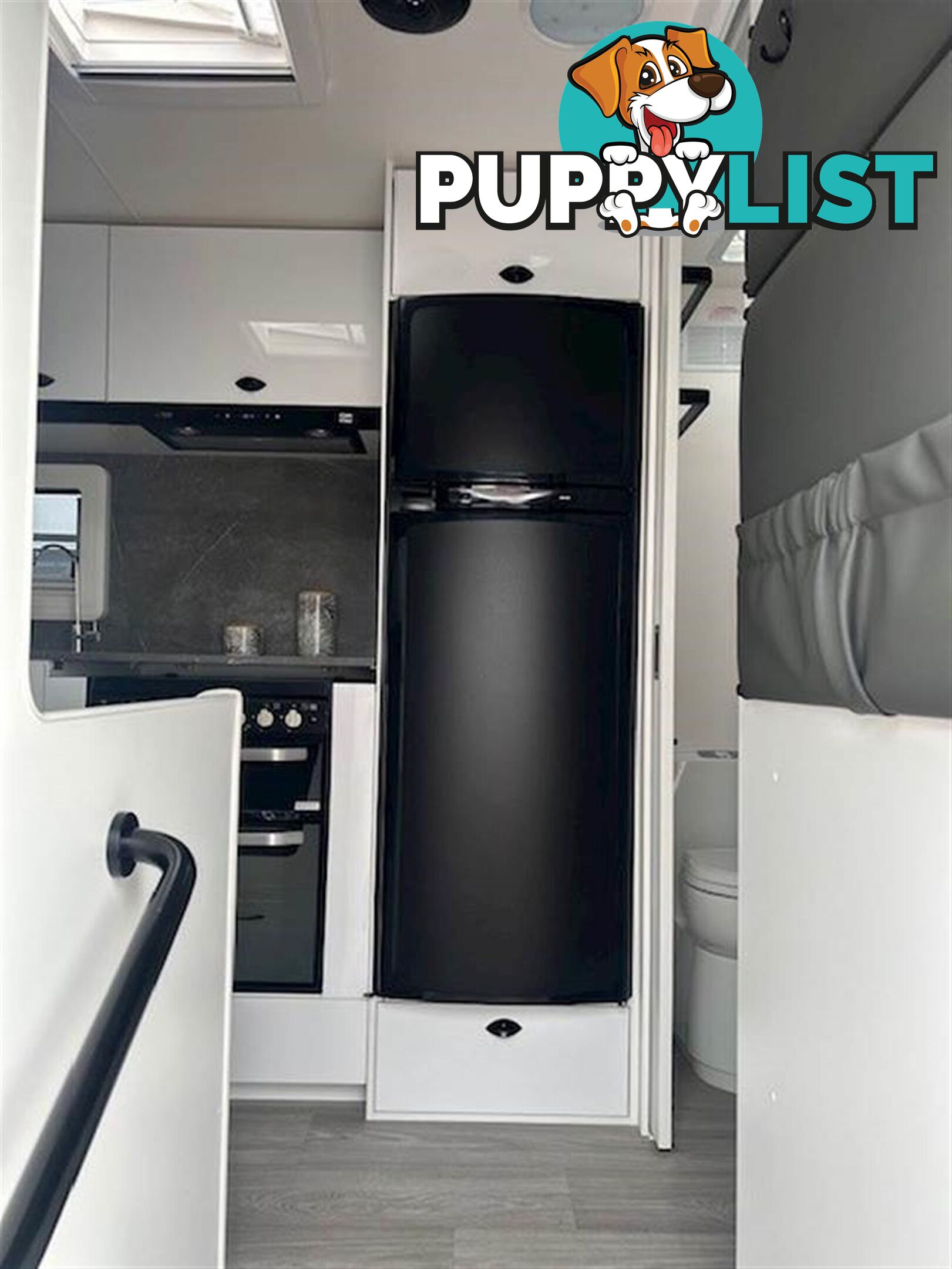 2025 VISCOUNT V2 CAFE PREMIUM PLUS SEMI OF CARAVAN