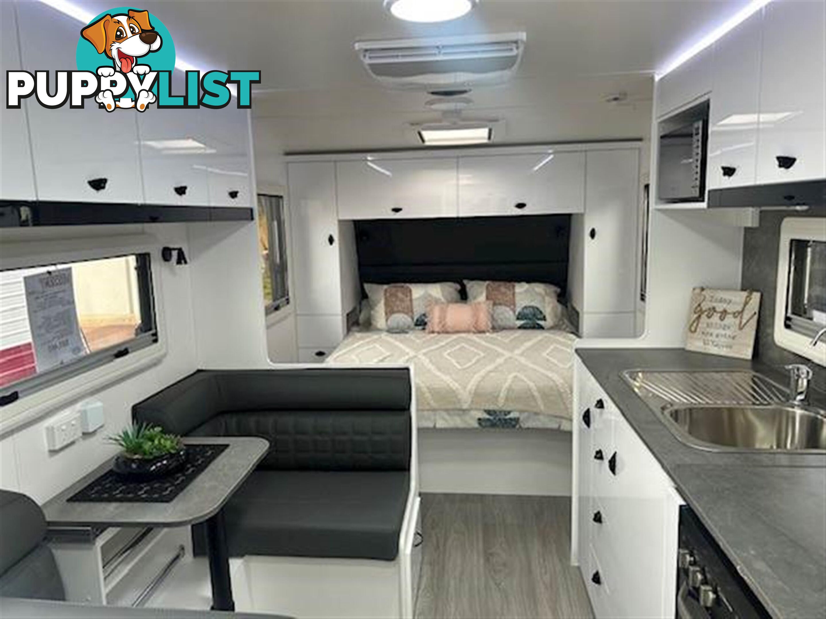 2025 VISCOUNT V2 CAFE PREMIUM PLUS SEMI OF CARAVAN