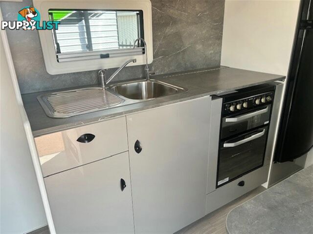 2025 VISCOUNT V2 FAMILY 2 B CARAVAN