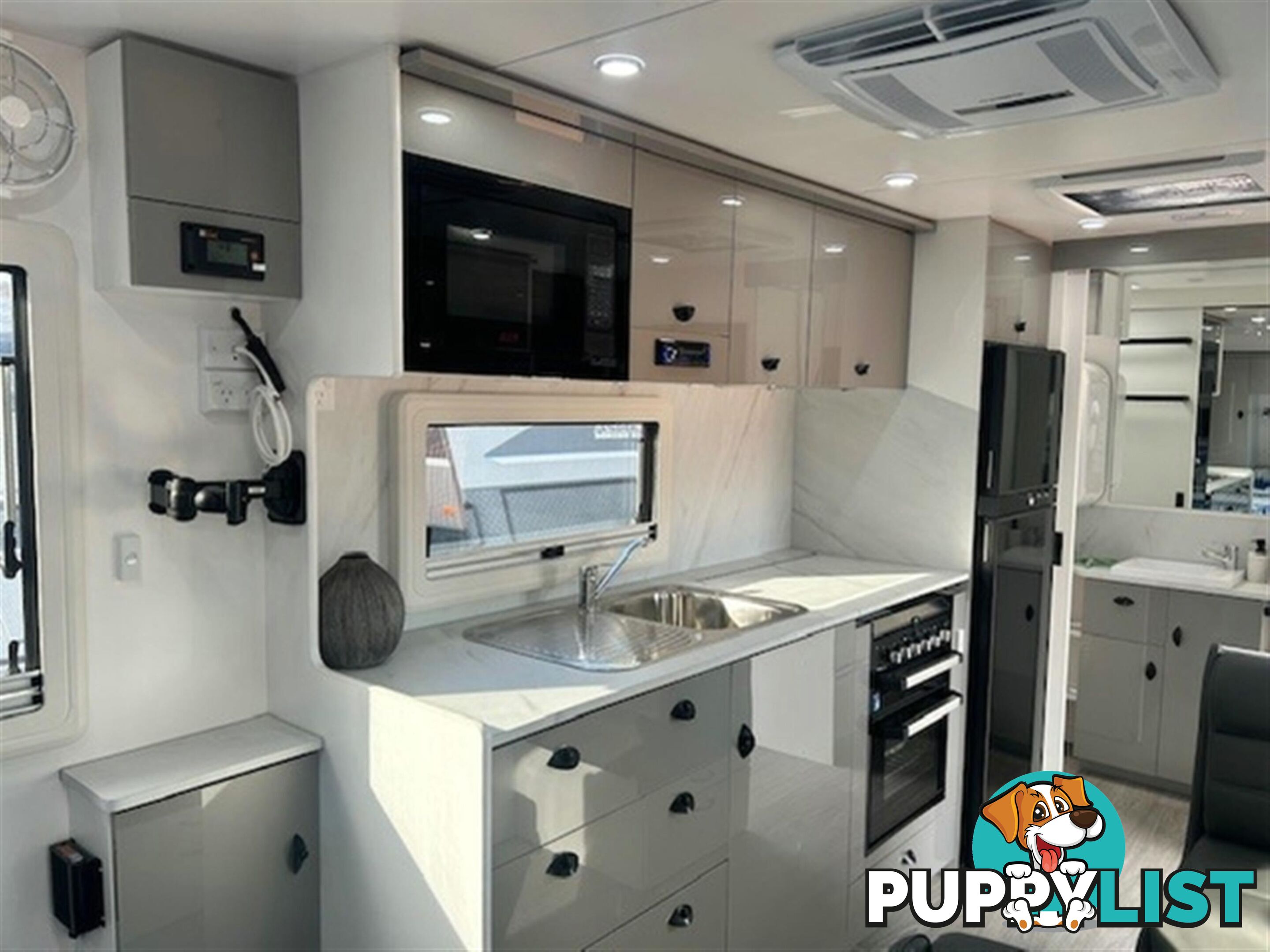 2024 NEWLANDS LUXE AAP 610 COMP CARAVAN