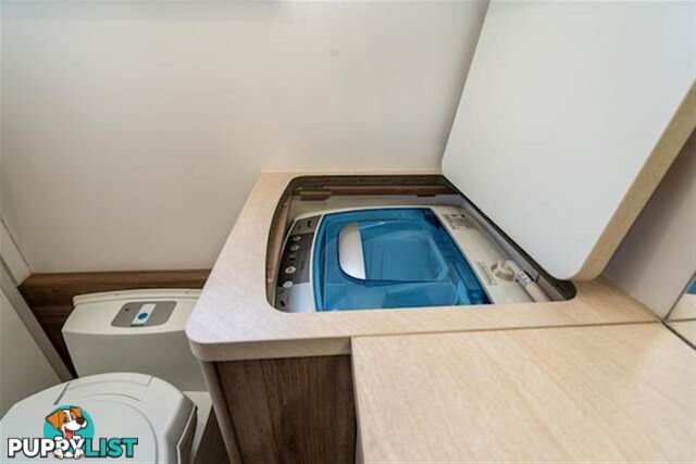 2015 JAYCO SILVERLINE DOUBLE SLIDE OUTBACK 21.65-4 SLIDE-ON CAMPER