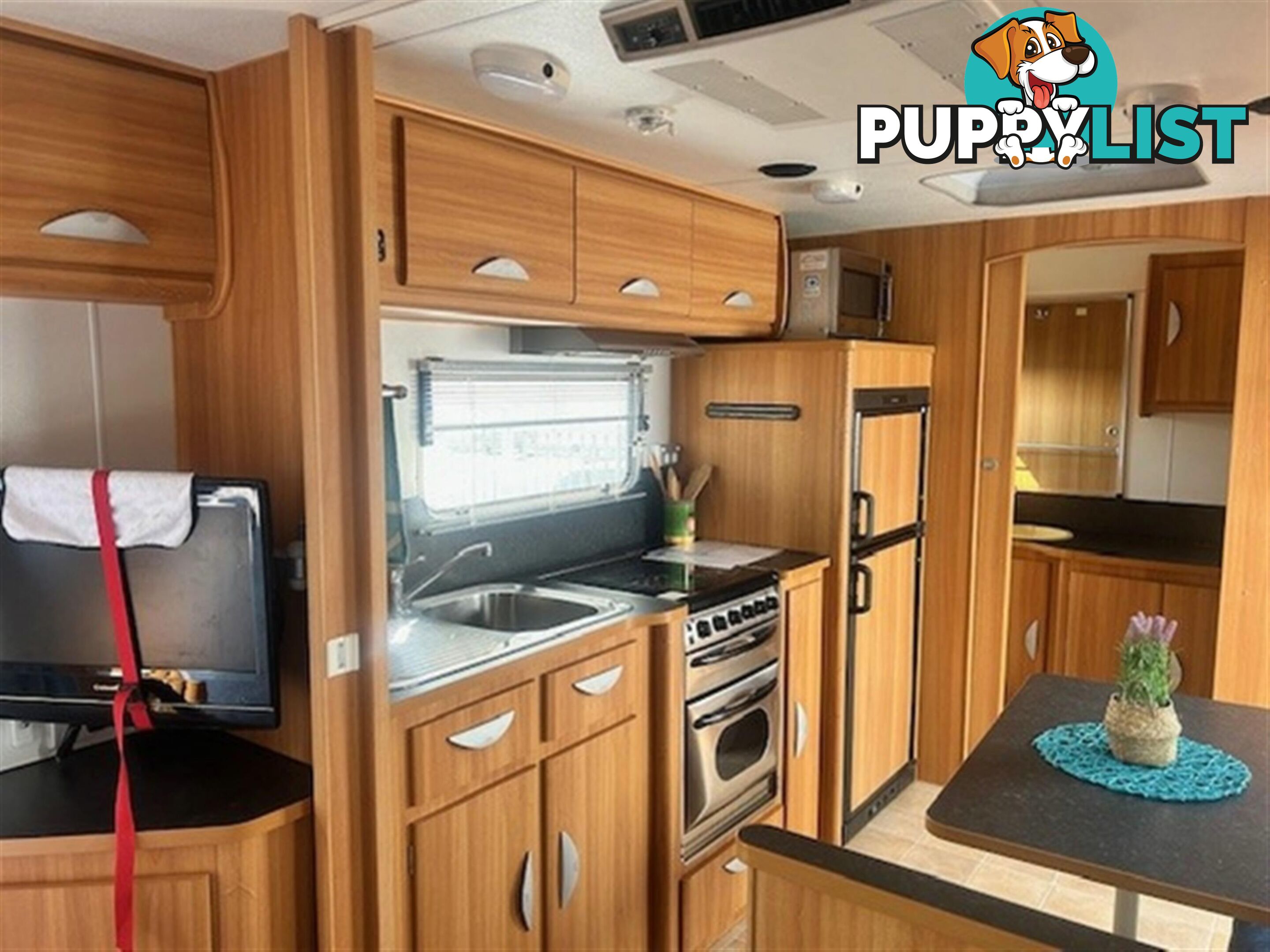 2010 COROMAL LIFESTYLE XC 635 CARAVAN