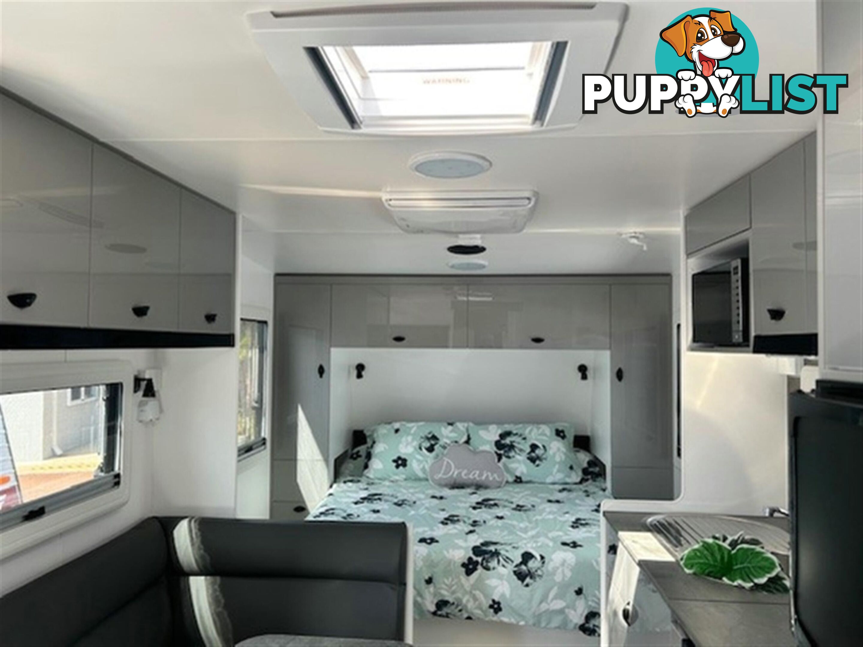2025 VISCOUNT V1 L SHAPE LOUNGE CARAVAN