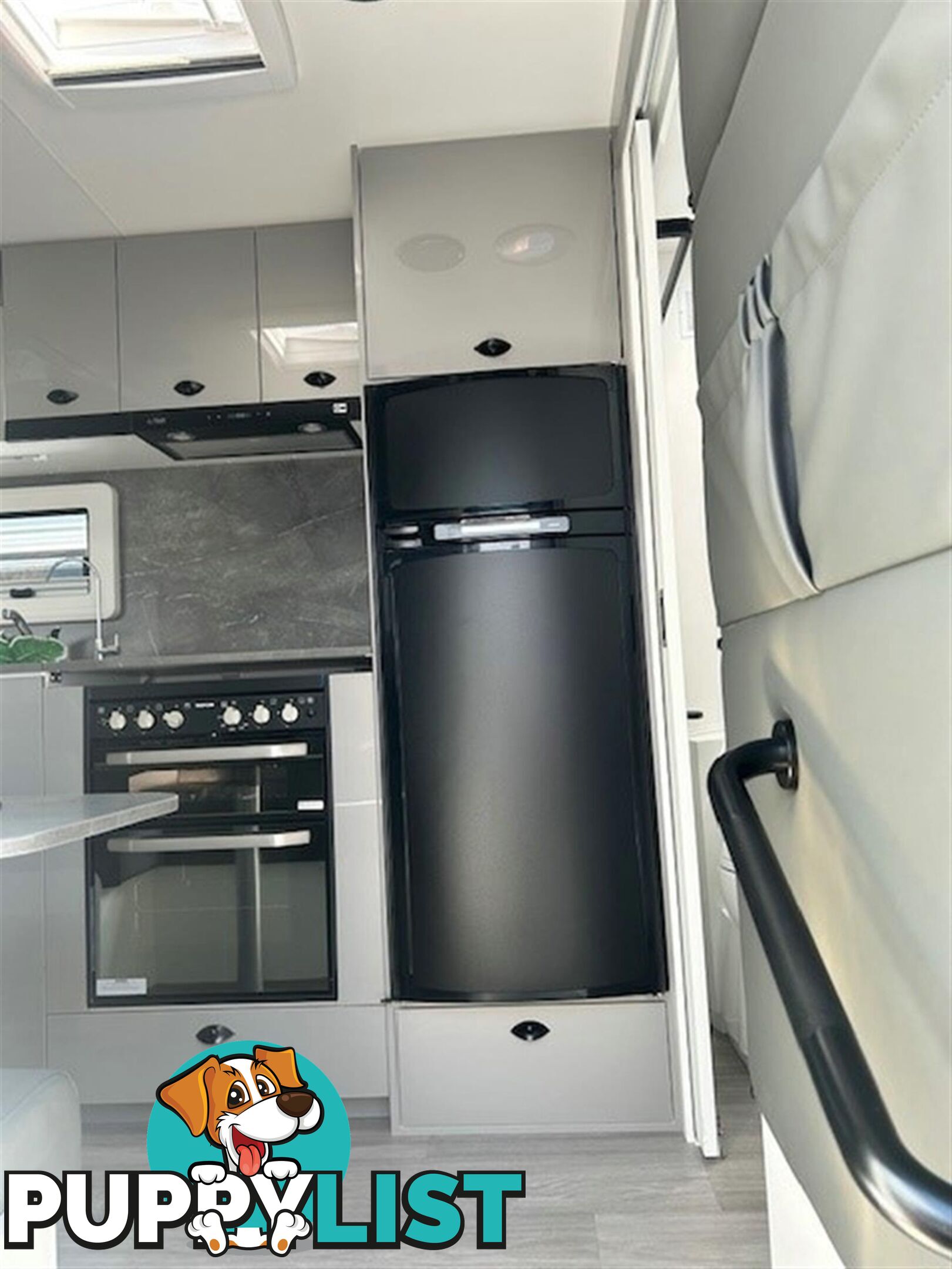 2025 VISCOUNT V1 L SHAPE LOUNGE CARAVAN