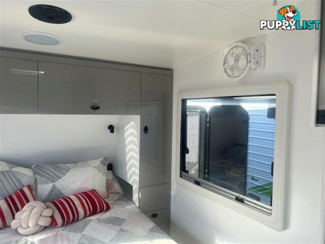 2025 VISCOUNT V3 FAMILY 2 BUNKS CARAVAN
