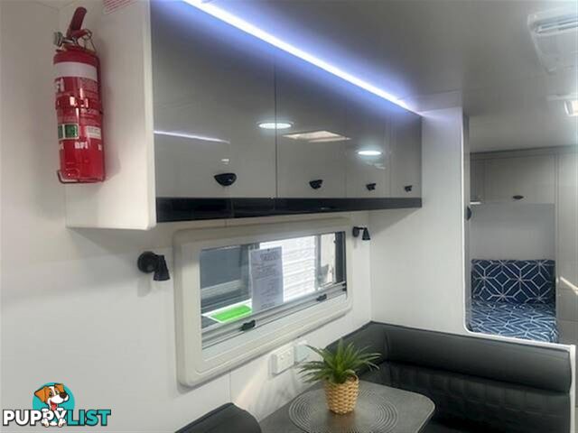 2025 VISCOUNT V3 SINGLE BEDS PREMIUM PLUS PACK CARAVAN