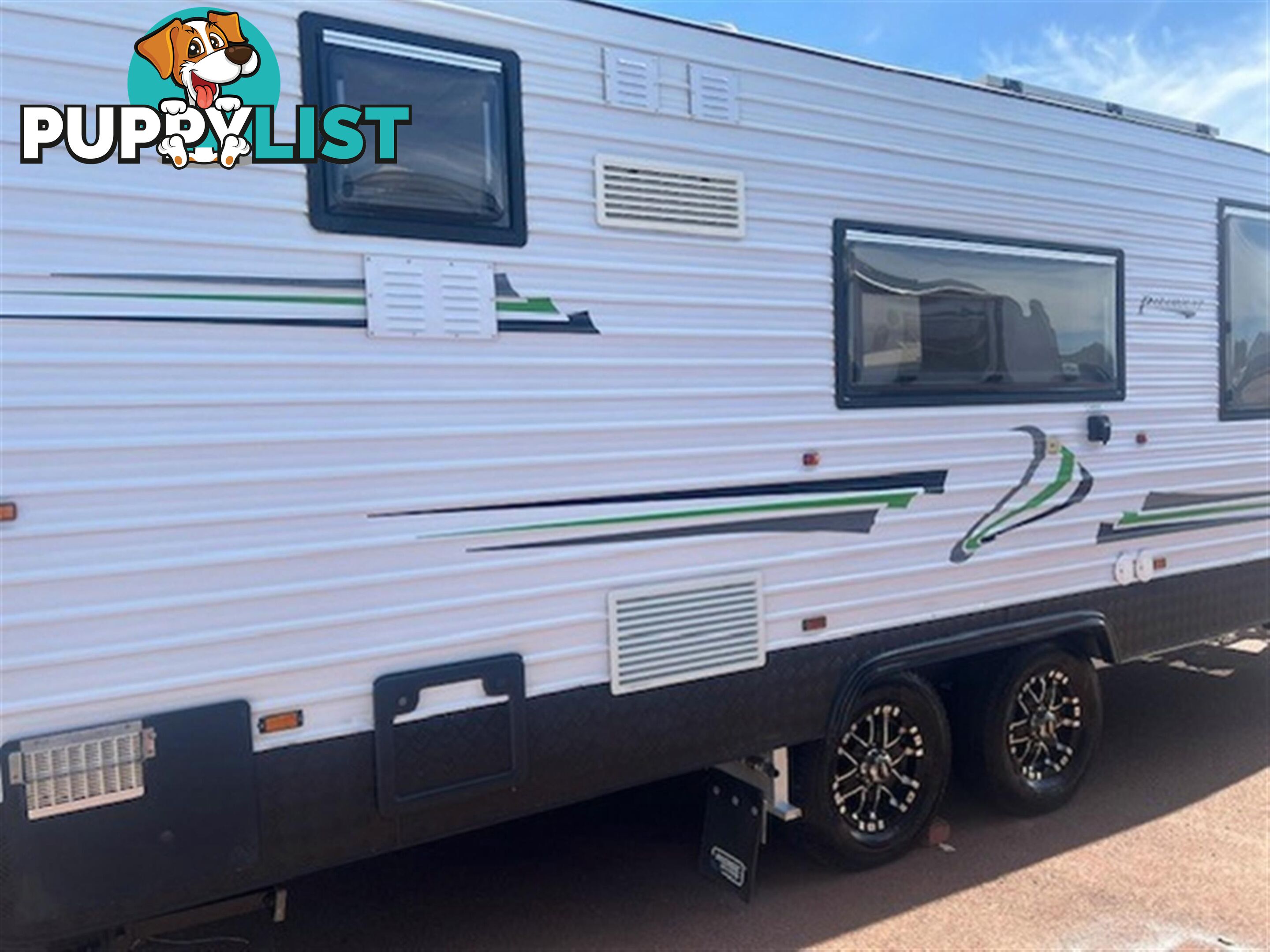2016 PARAMOUNT VOGUE CARAVAN PLUS 
