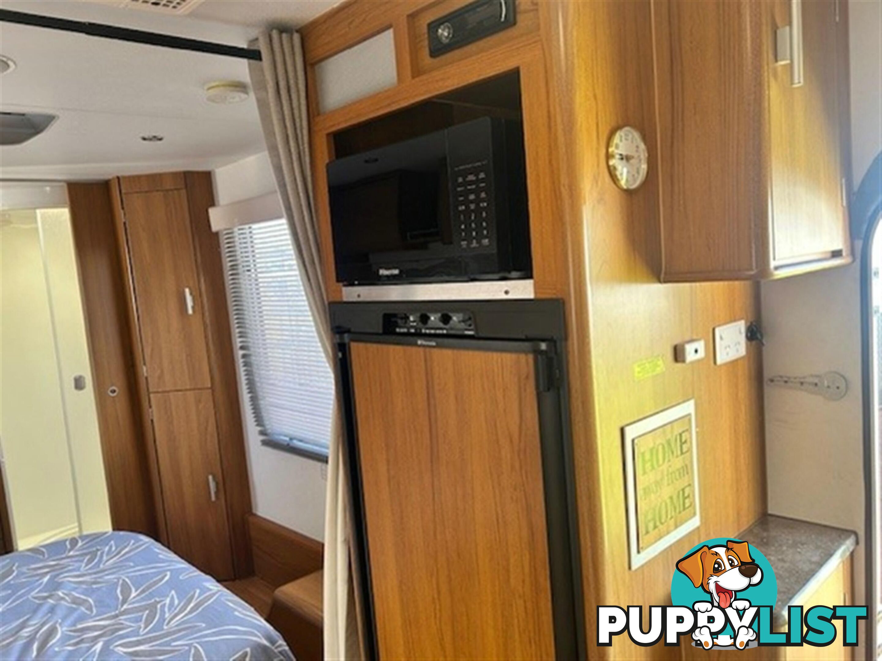 2010 JAYCO STERLING 21.65-3 CARAVAN 