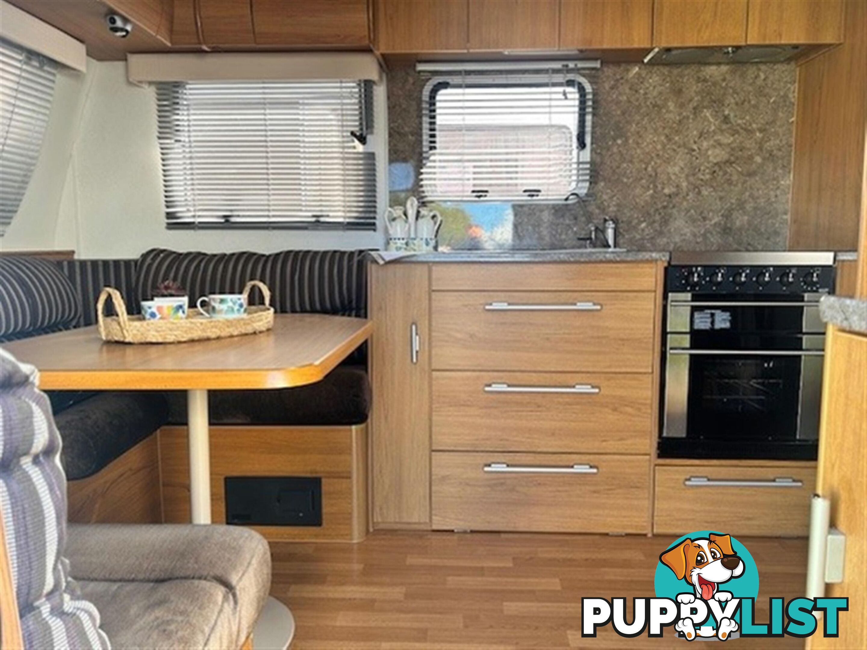 2010 JAYCO STERLING 21.65-3 CARAVAN 