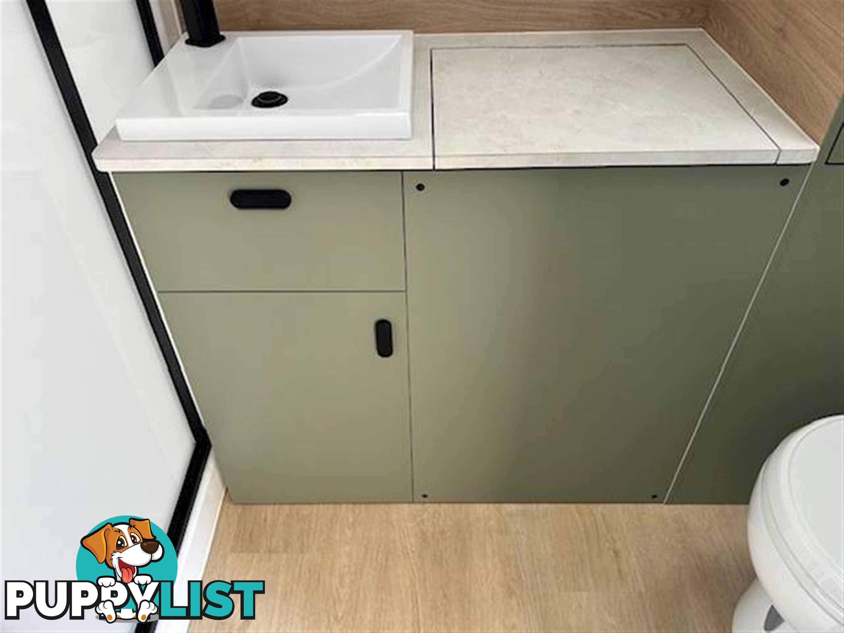 2025 CONCEPT INNOVATION 600 OZ PACK SEMI OFF ROA CARAVAN
