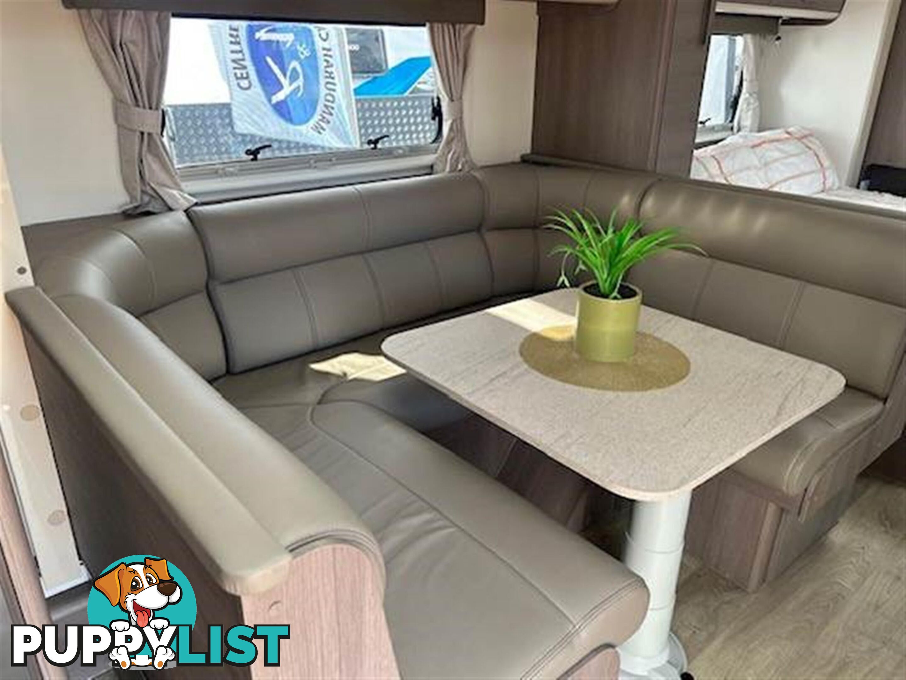 2023 JAYCO SILVERLINE DOUBLE SLIDE OUTBACK 24' SLIDE-ON CAMPER