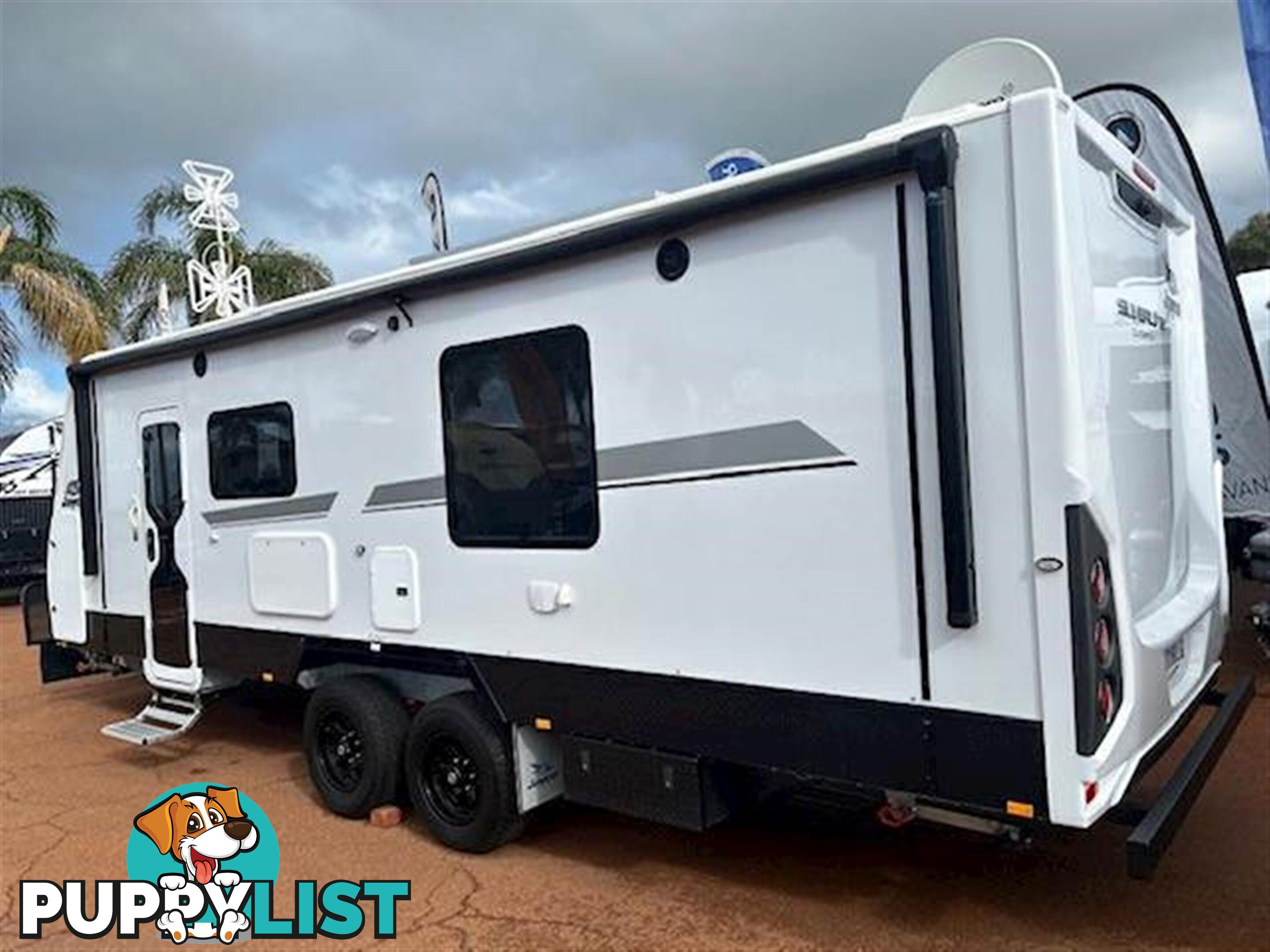 2023 JAYCO SILVERLINE DOUBLE SLIDE OUTBACK 24' SLIDE-ON CAMPER