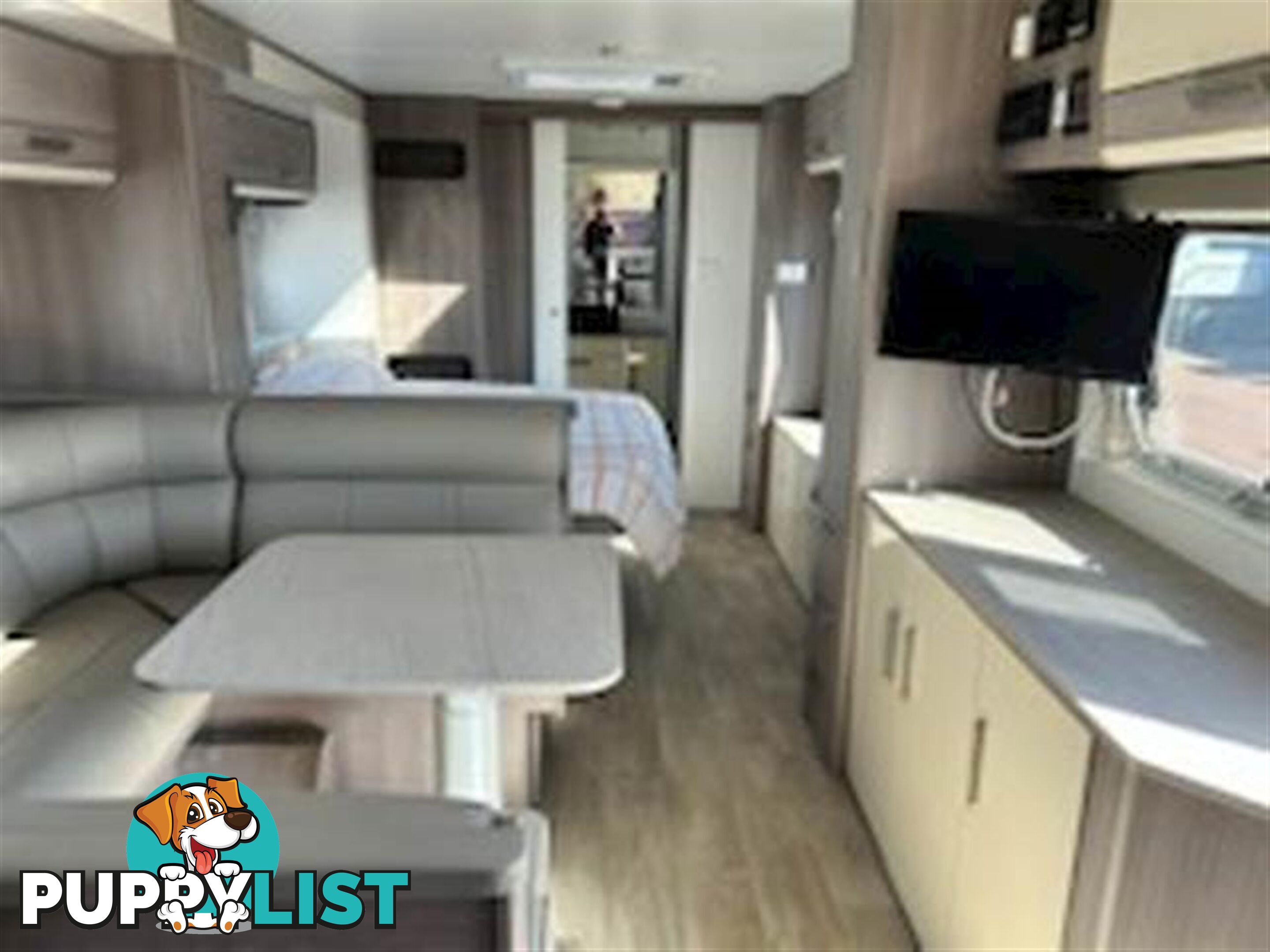 2023 JAYCO SILVERLINE DOUBLE SLIDE OUTBACK 24' SLIDE-ON CAMPER