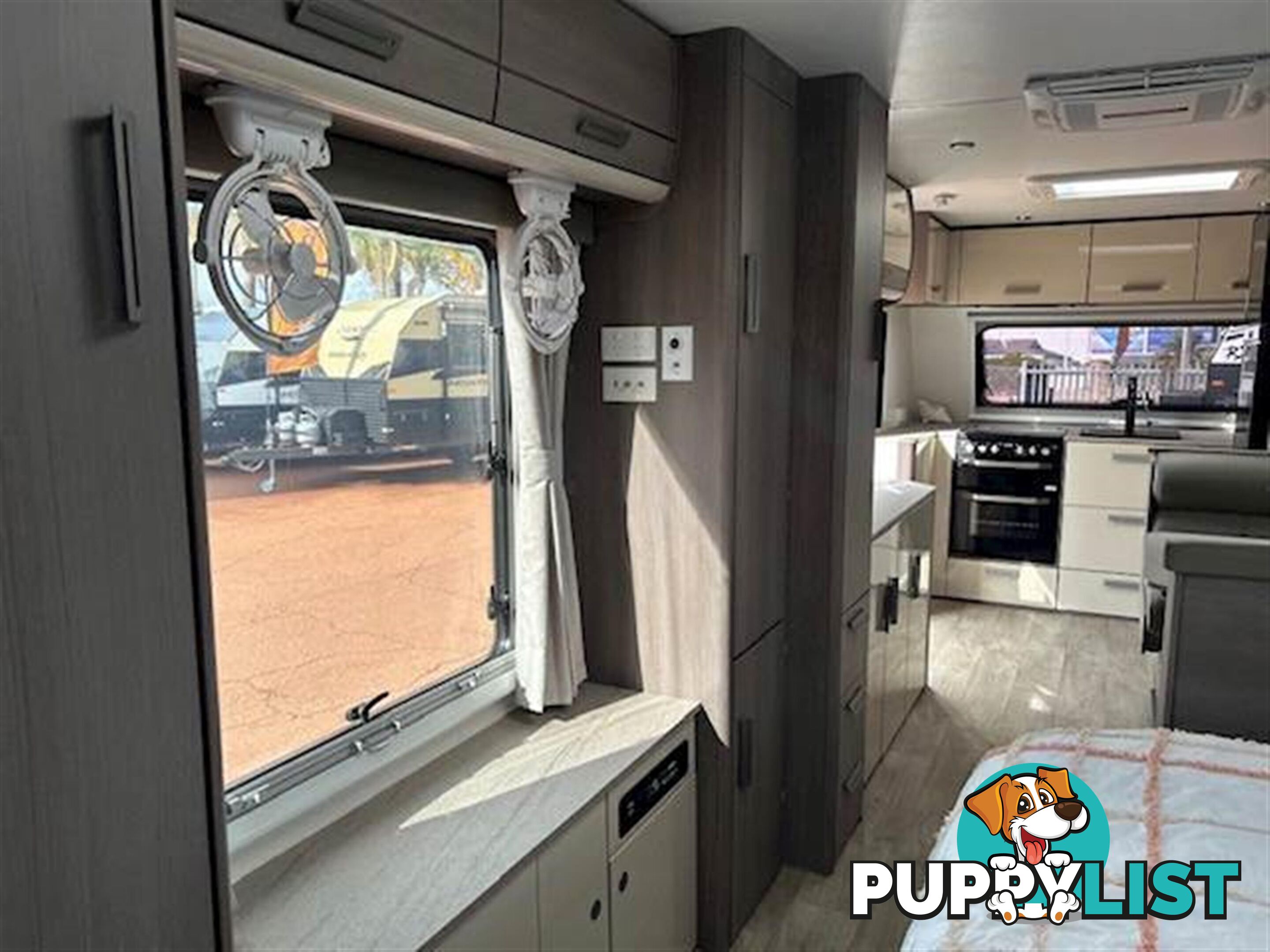 2023 JAYCO SILVERLINE DOUBLE SLIDE OUTBACK 24' SLIDE-ON CAMPER