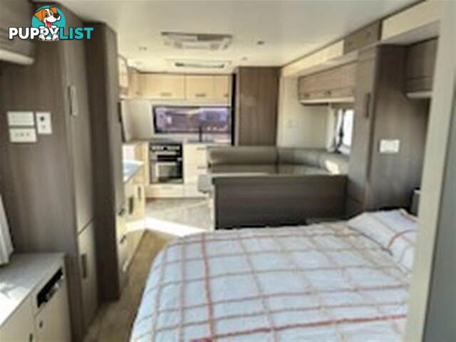 2023 JAYCO SILVERLINE DOUBLE SLIDE OUTBACK 24' SLIDE-ON CAMPER
