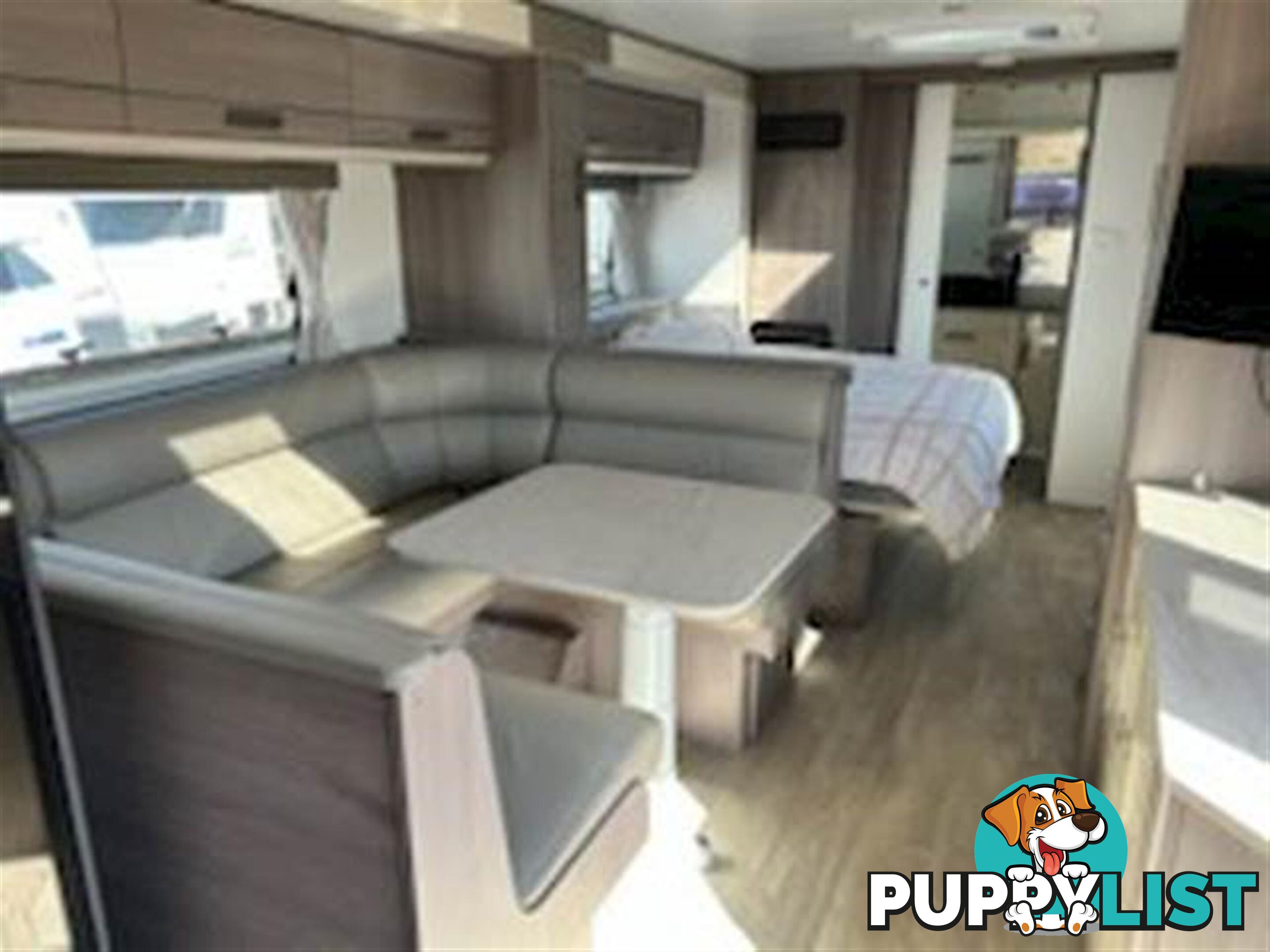 2023 JAYCO SILVERLINE DOUBLE SLIDE OUTBACK 24' SLIDE-ON CAMPER
