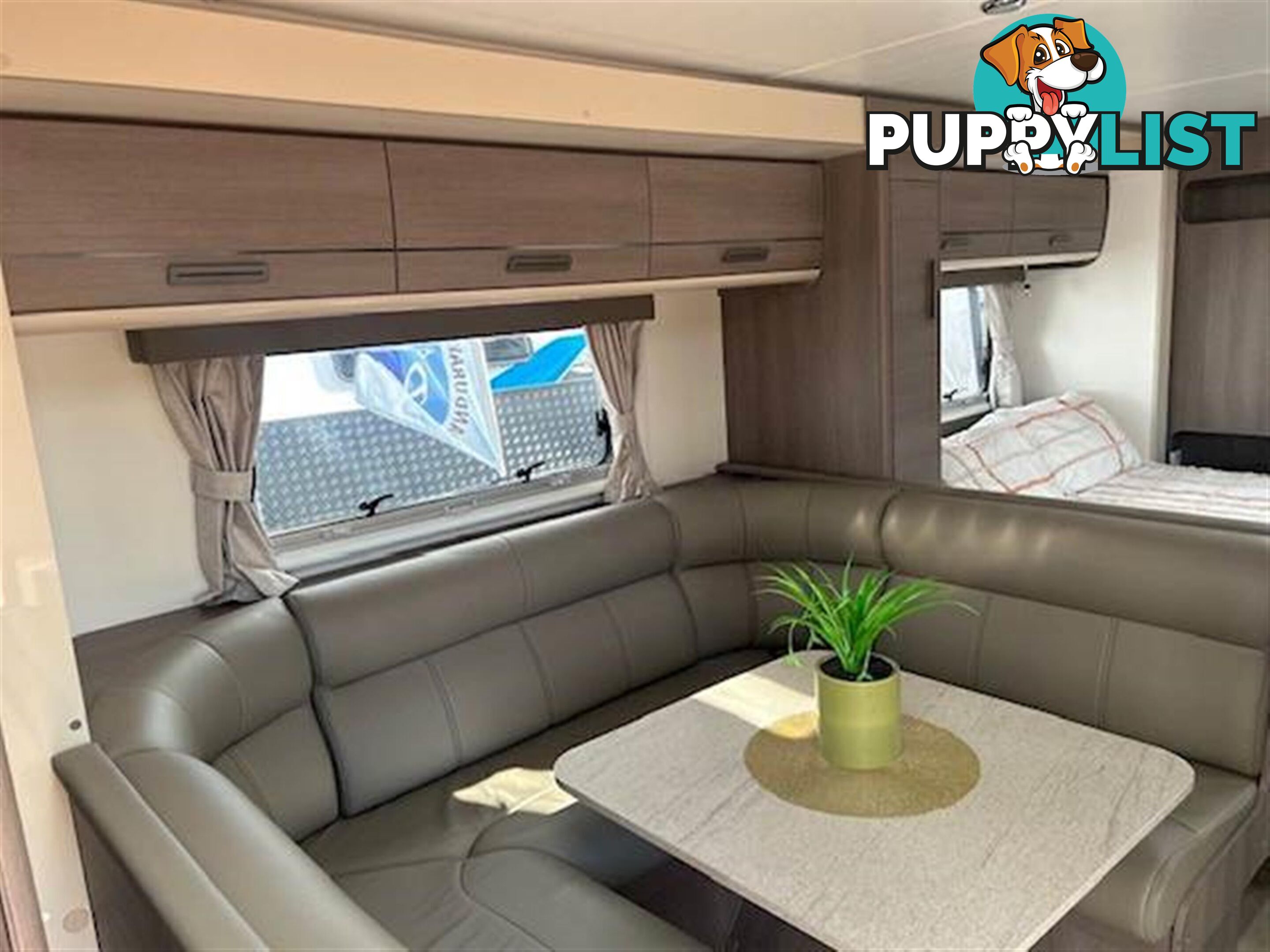 2023 JAYCO SILVERLINE DOUBLE SLIDE OUTBACK 24' SLIDE-ON CAMPER