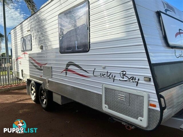 2013 VANGUARD LUCKY BAY SEMI OFF ROAD CARAVAN