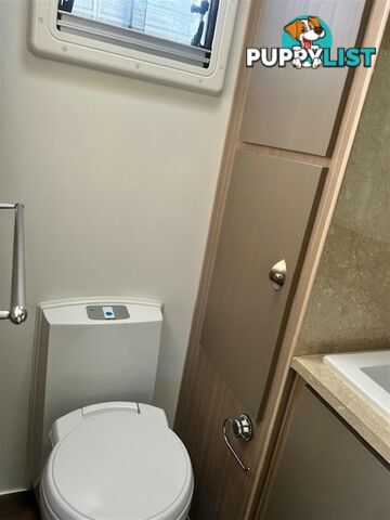 2015 SUNCOAST SILVER COAST CAFE LOUNGE CARAVAN