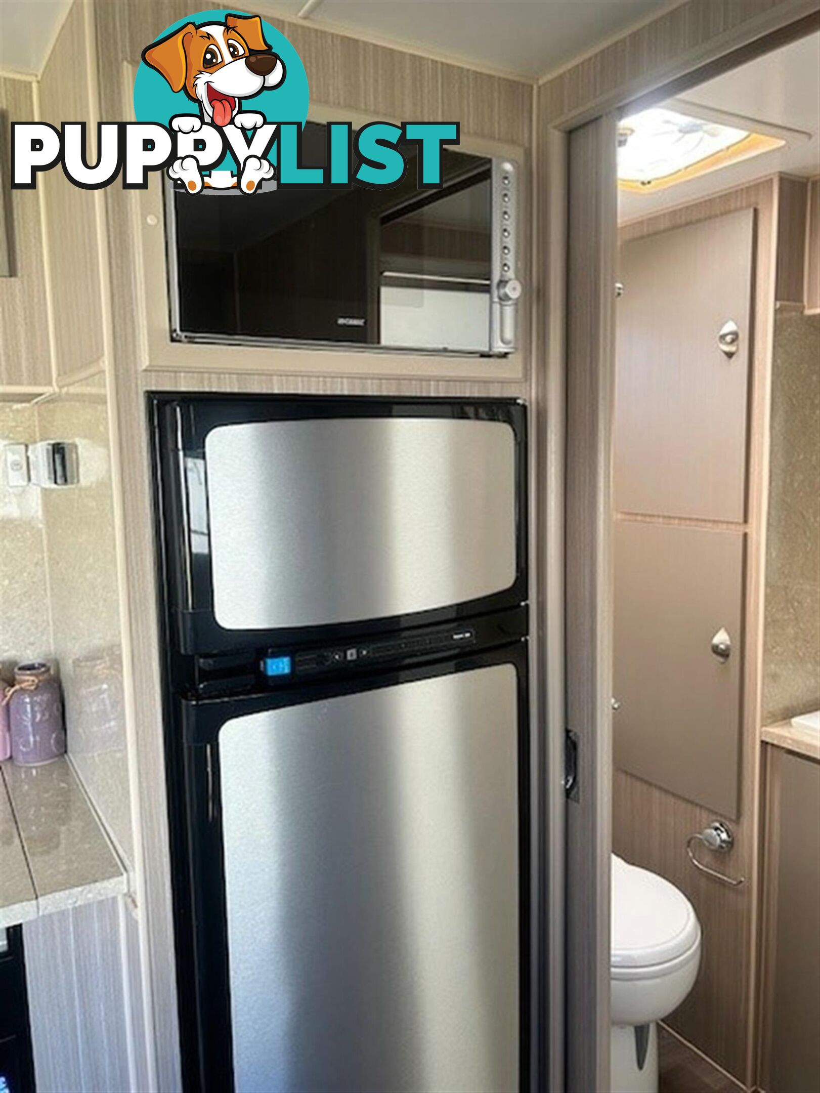 2015 SUNCOAST SILVER COAST CAFE LOUNGE CARAVAN