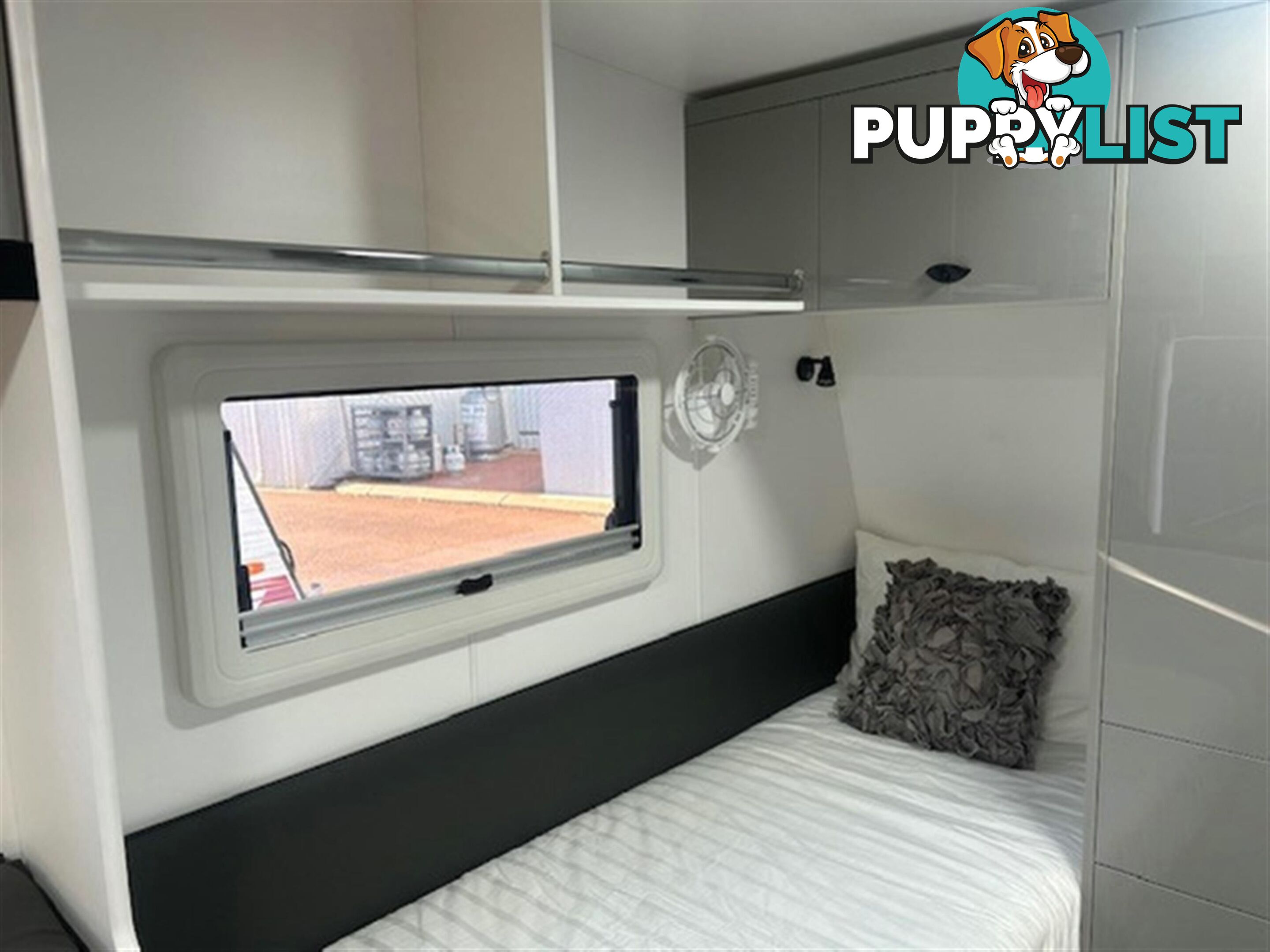 2025 VISCOUNT V1.2 L SHAPE SINGLE BEDS CARAVAN